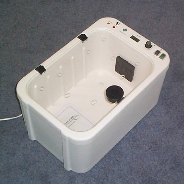 Small Animal Recovery Chamber Vet Tech